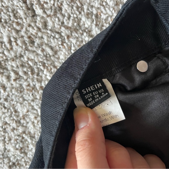 Shein Patched Pattern Black & White Jeans - Picture 3 of 3